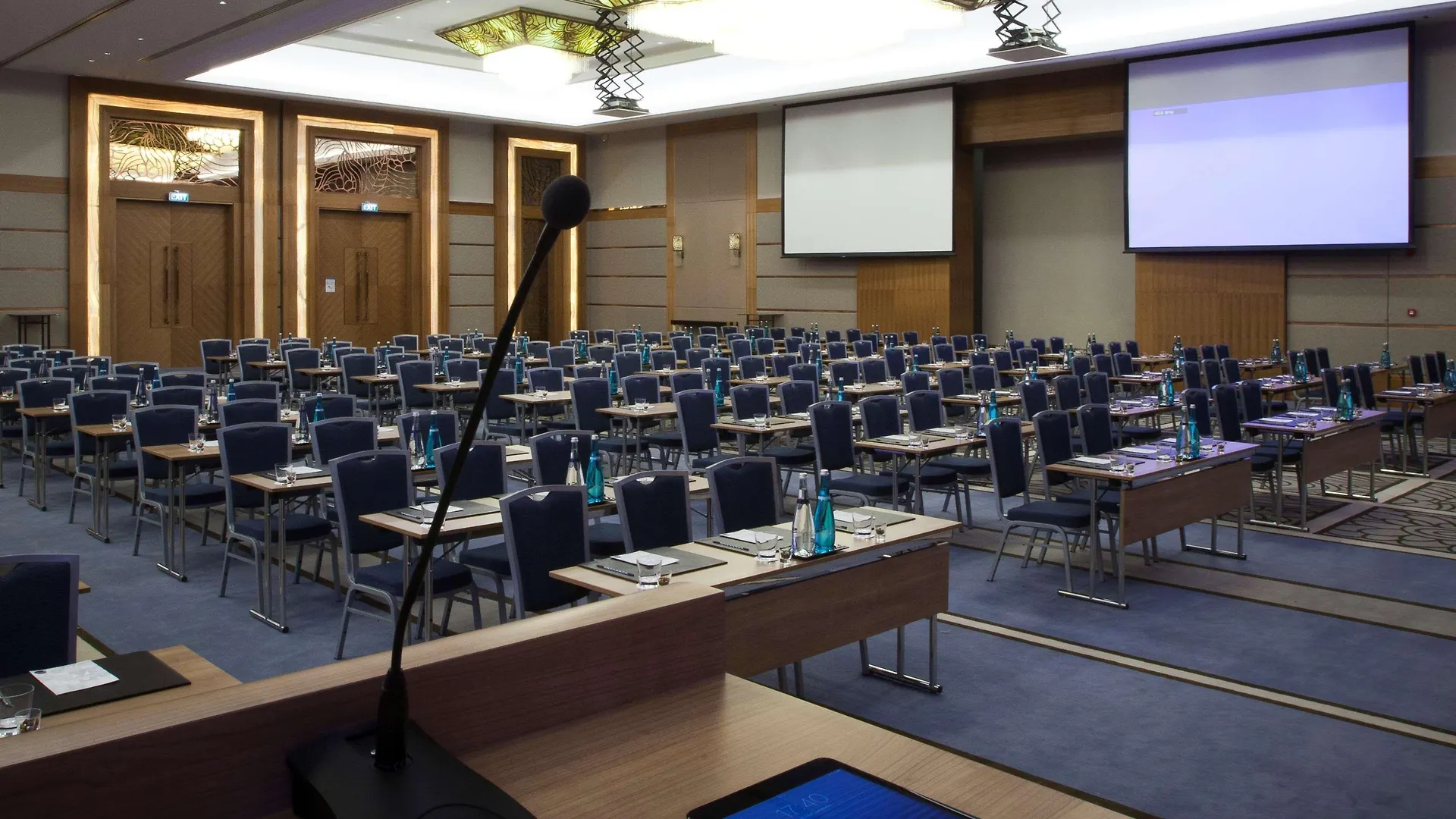 Radisson Blu Hotel, Istanbul Sisli 5*,