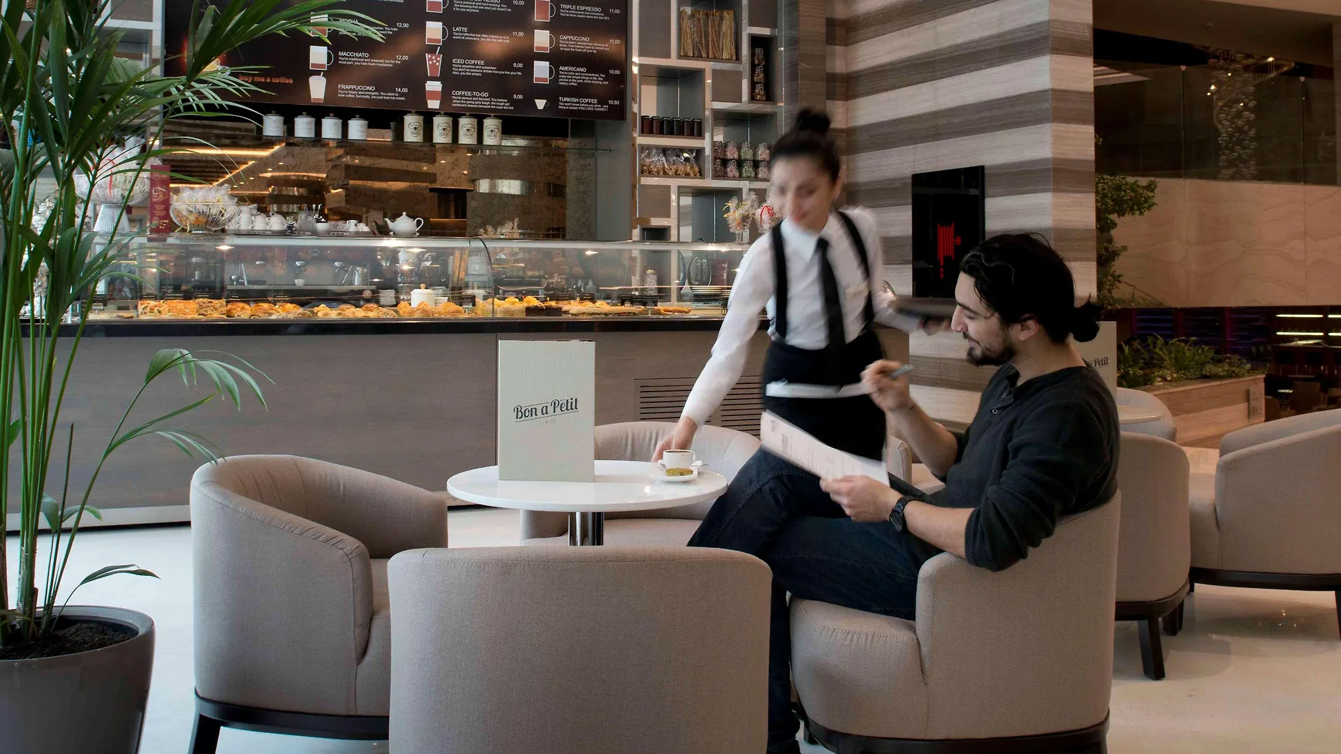 Radisson Blu Hotel, Istanbul Sisli 5*,